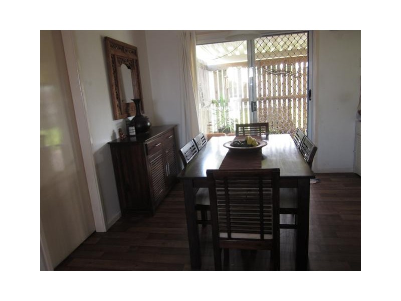 4 Myrtle Close, Kawungan QLD 4655