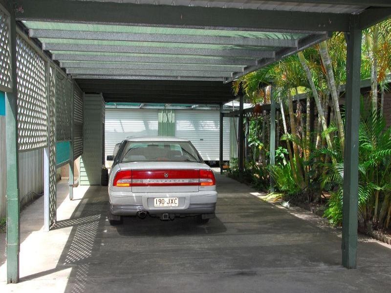 5 Sandalan Way, Urangan QLD 4655