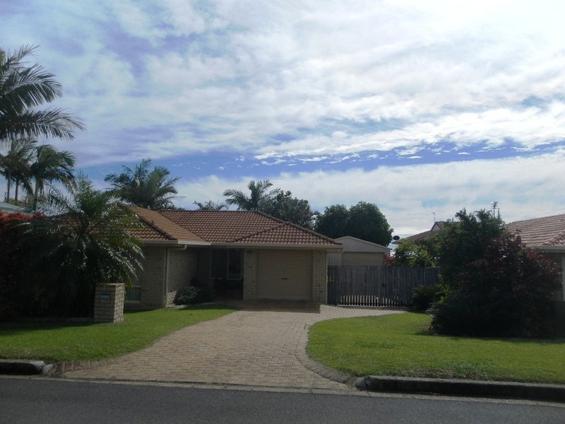 13 Ungowa Avenue, Pialba QLD 4655