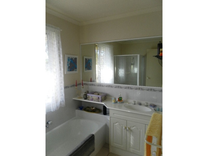 13 Ungowa Avenue, Pialba QLD 4655