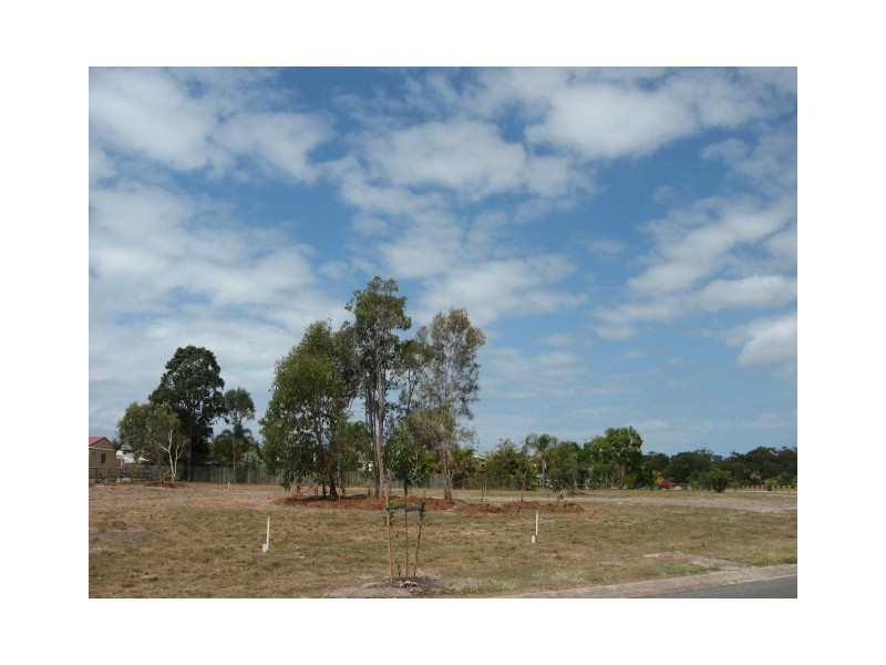 10 – 16 Ladbroke Crescent, Urangan QLD 4655