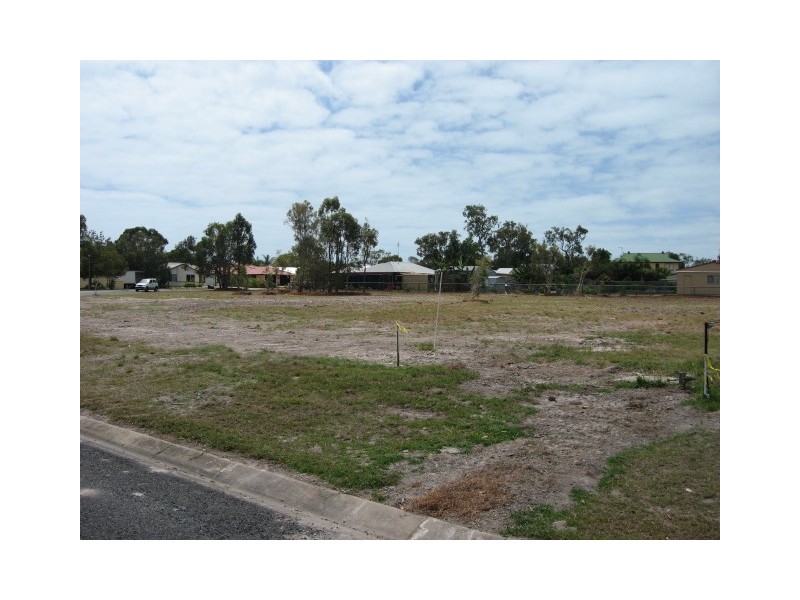 10 – 16 Ladbroke Crescent, Urangan QLD 4655