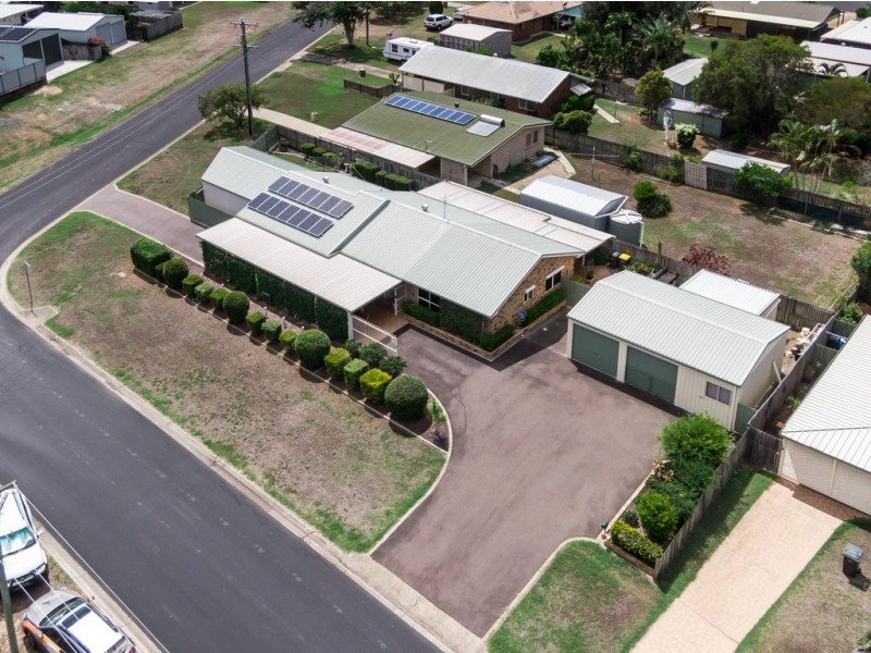 4 Acacia Street, Point Vernon QLD 4655