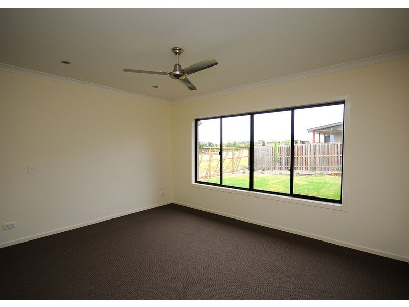 4 Bay Park Road, Hervey Bay QLD 4655