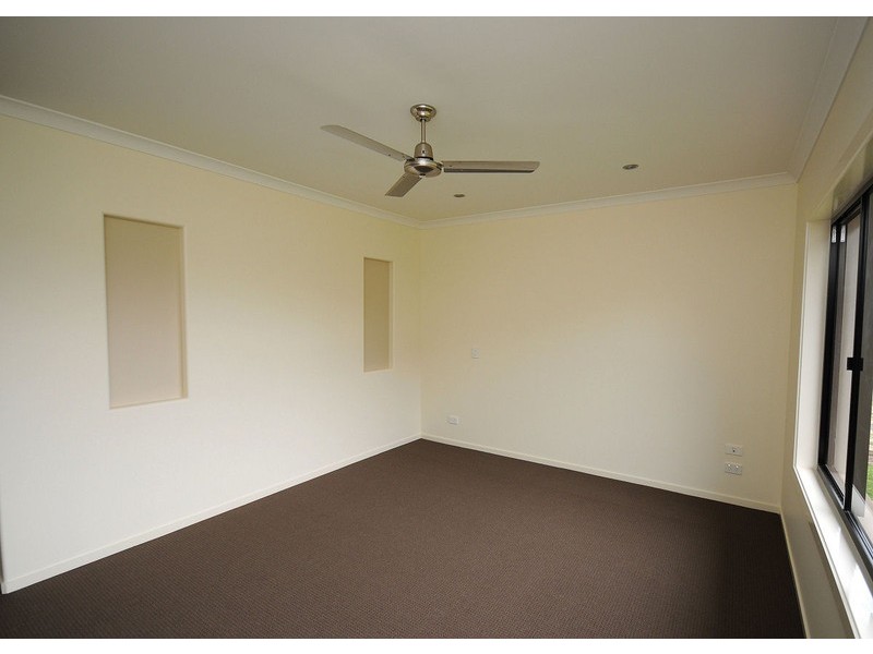 4 Bay Park Road, Hervey Bay QLD 4655