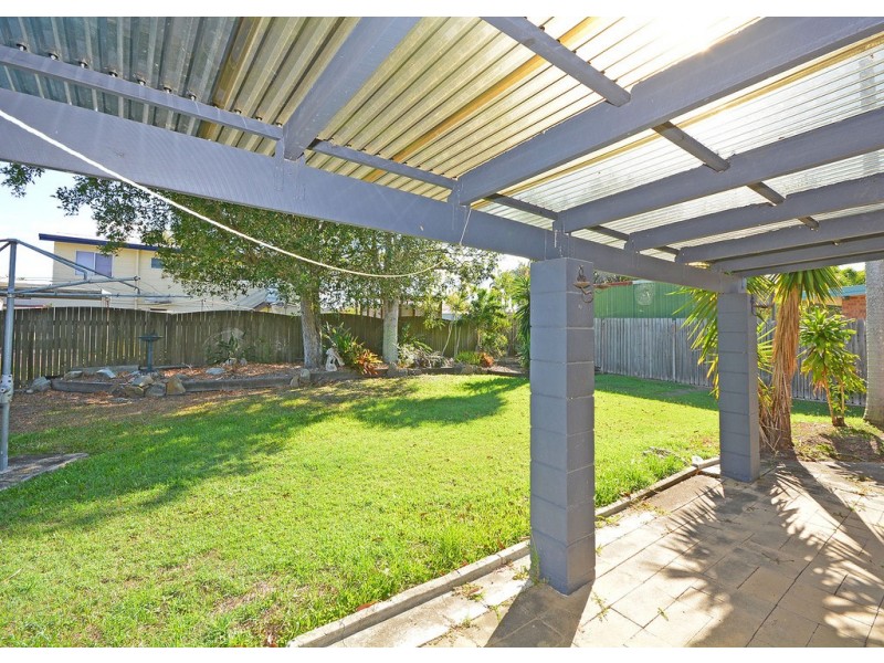 10 Minguin Street, Scarness QLD 4655