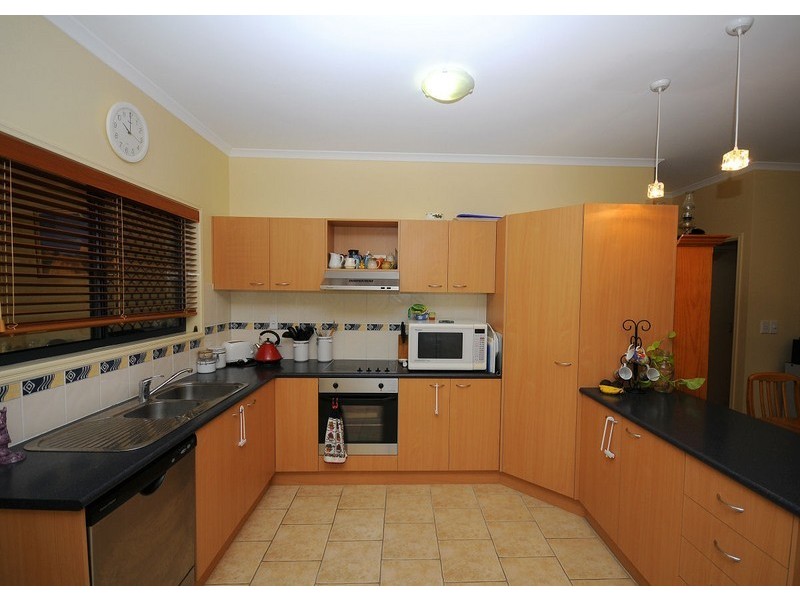 U43/34 Elizabeth St, Urangan QLD 4655