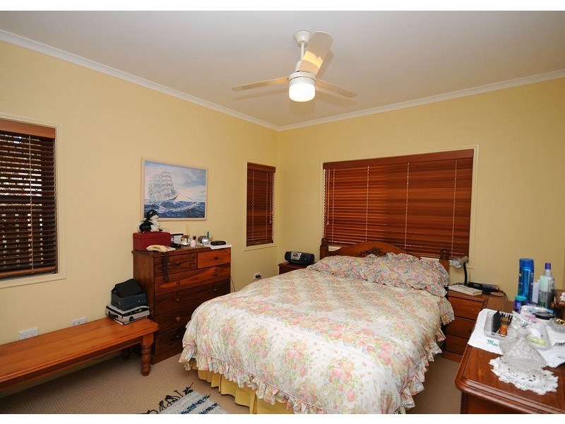 U43/34 Elizabeth St, Urangan QLD 4655