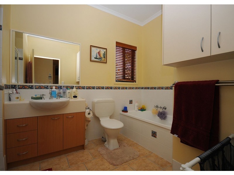 U43/34 Elizabeth St, Urangan QLD 4655