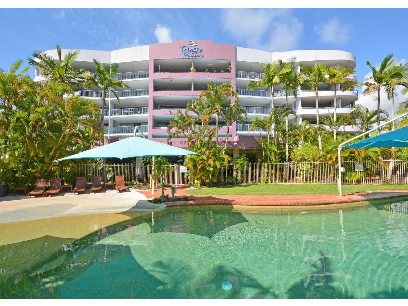 647/386 Esplanade, Torquay QLD 4655