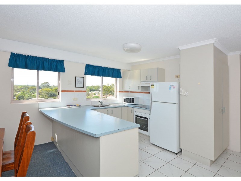 647/386 Esplanade, Torquay QLD 4655