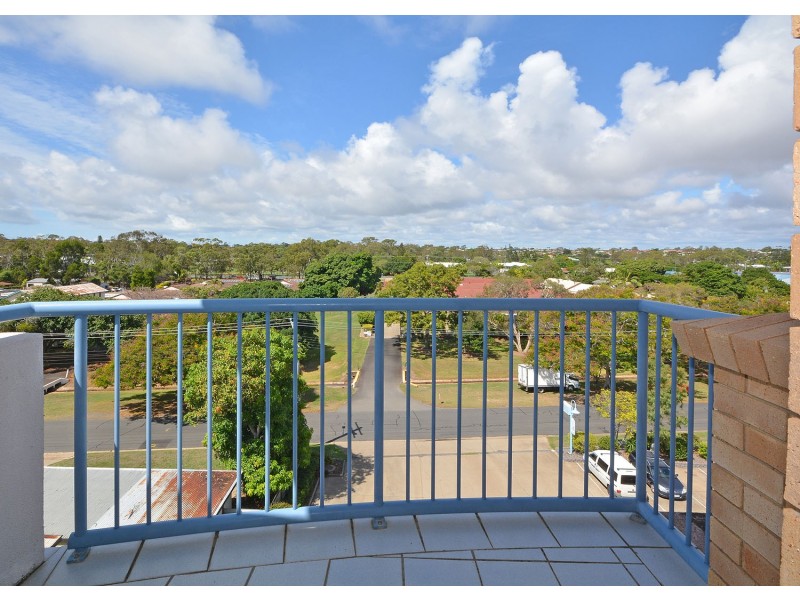 647/386 Esplanade, Torquay QLD 4655