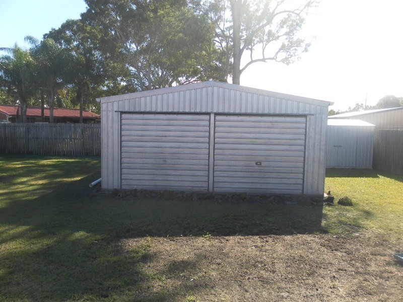 109 Hammond Street, Urangan QLD 4655