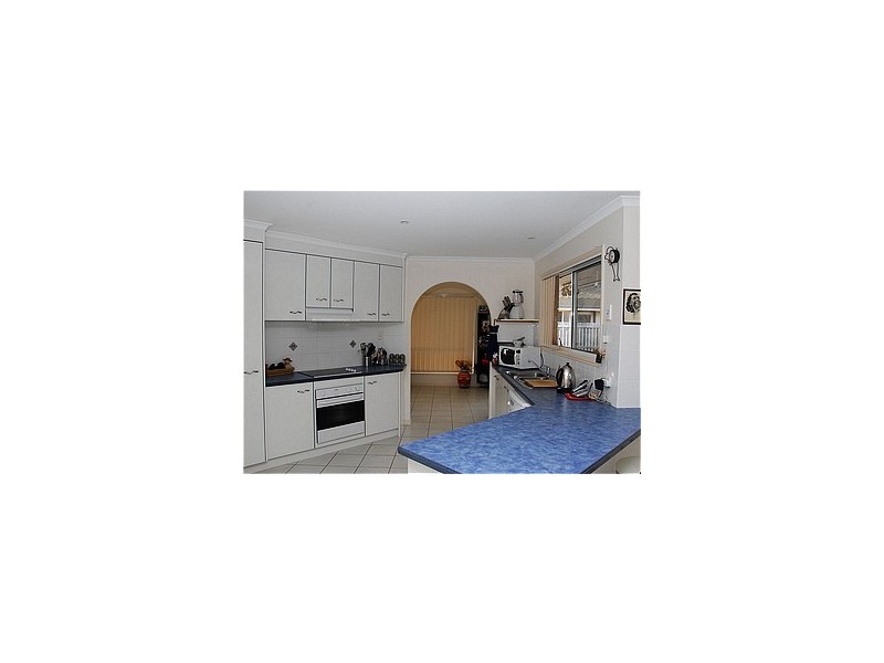 14 Wodalla Mews, Point Vernon QLD 4655