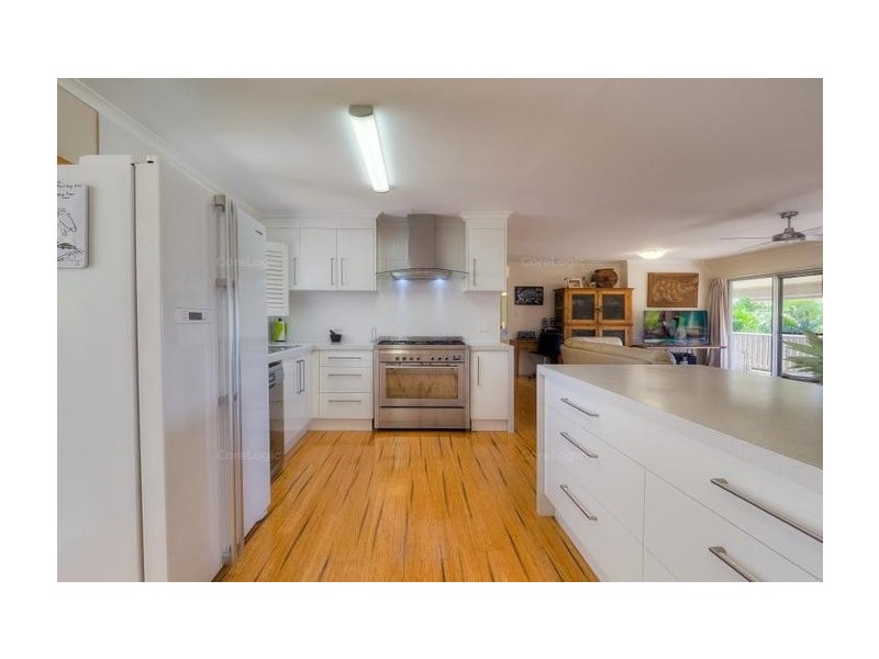 93 Long Street, Point Vernon QLD 4655