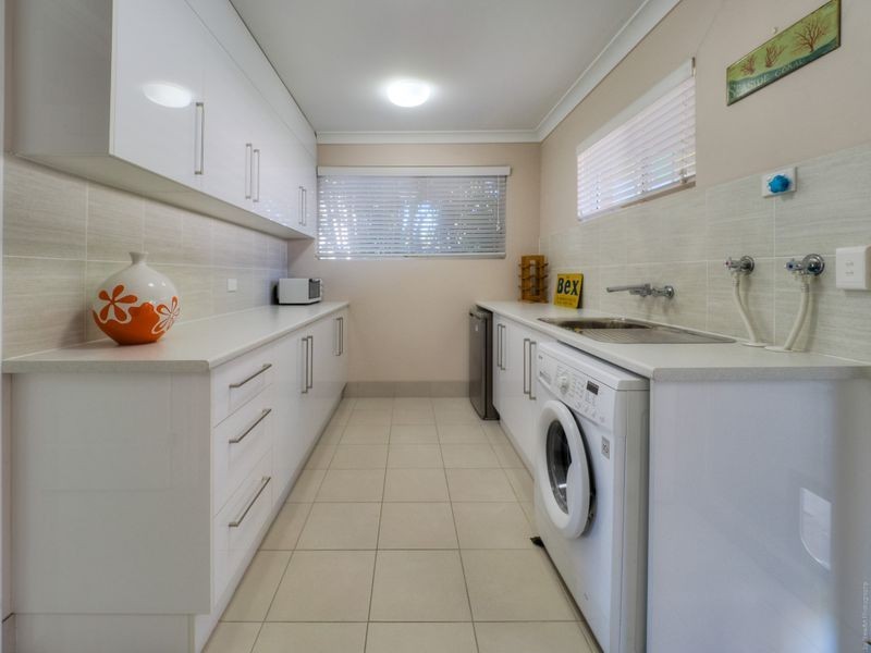 93 Long Street, Point Vernon QLD 4655