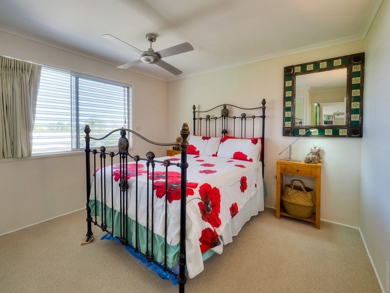 93 Long Street, Point Vernon QLD 4655