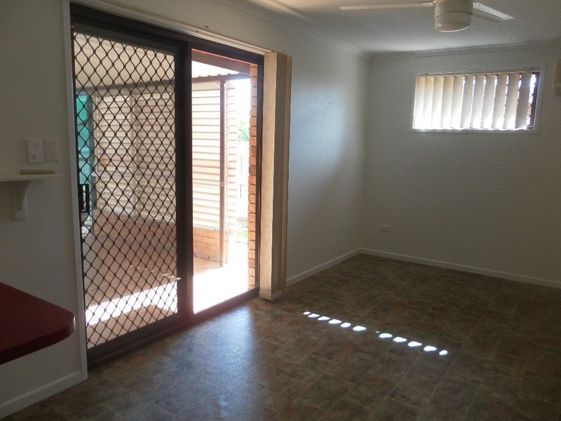 5 Matthew Drive, Urangan QLD 4655