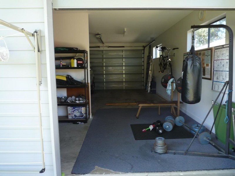 43 Lyons Street, Point Vernon QLD 4655