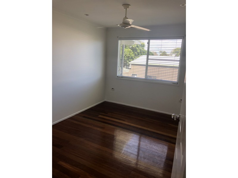 61 Hibiscus Street, Urangan QLD 4655