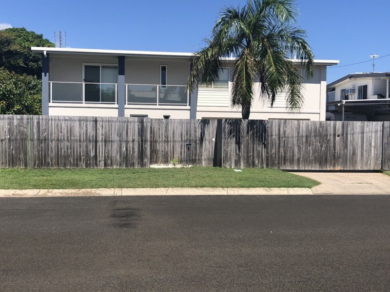 61 Hibiscus Street, Urangan QLD 4655
