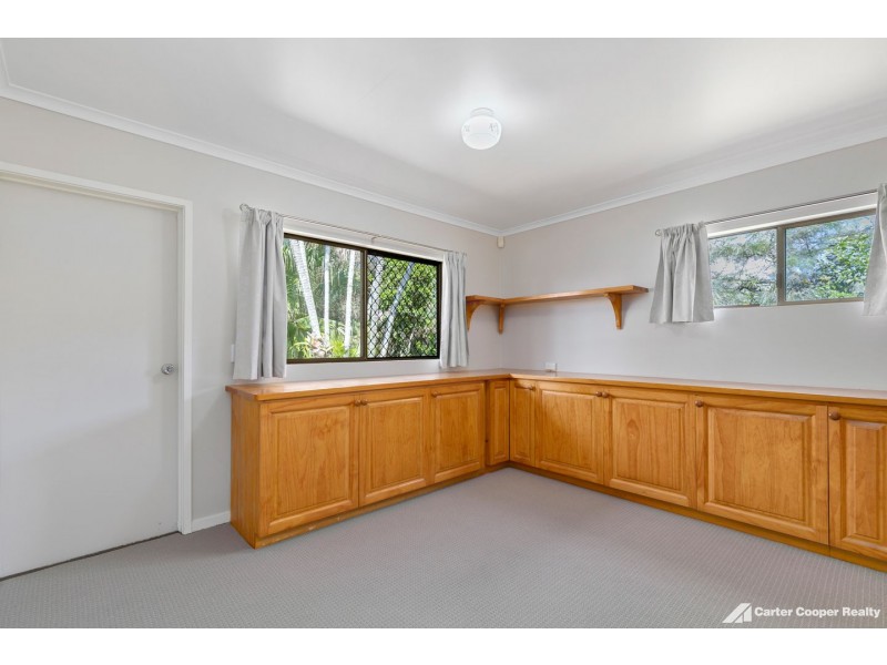 15 – 17 Twolyn Street, Urangan QLD 4655