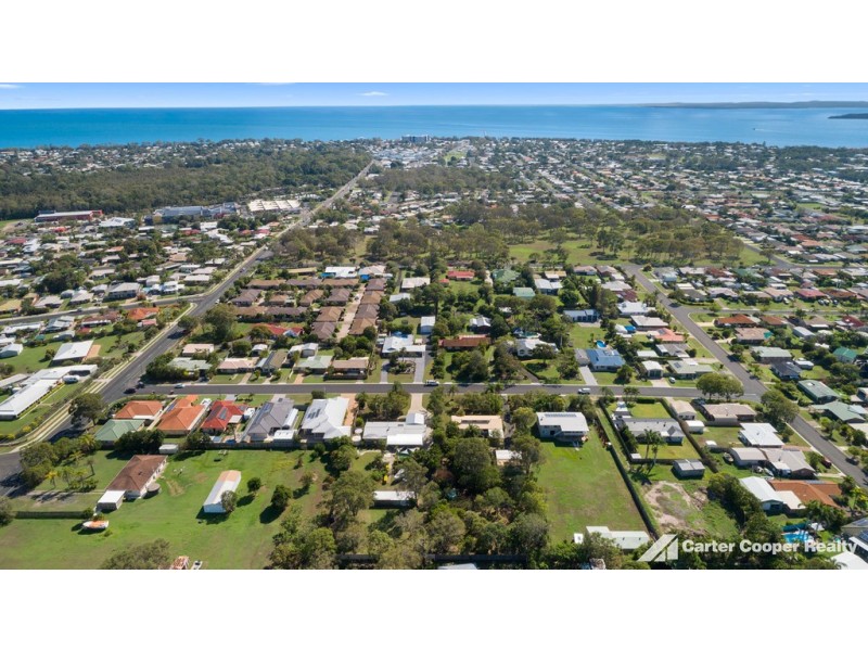 15 – 17 Twolyn Street, Urangan QLD 4655