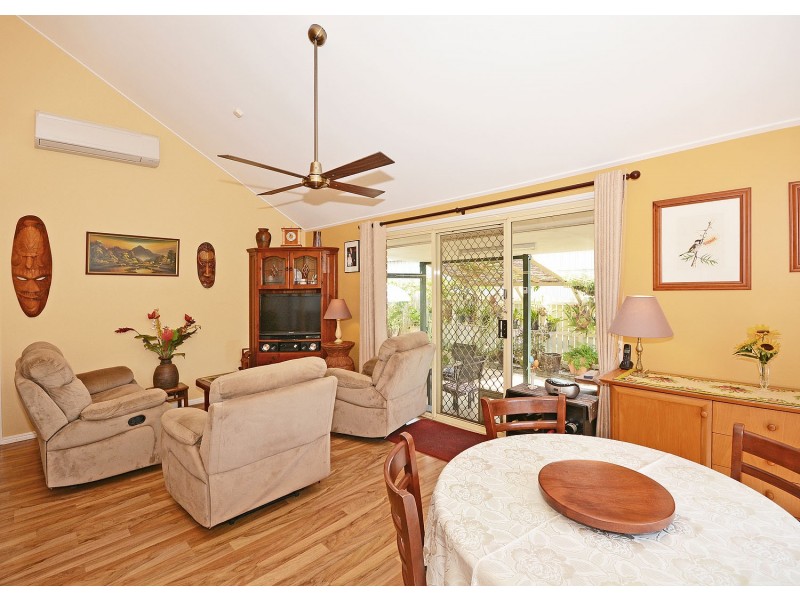 1/63 Hillyard Street, Pialba QLD 4655