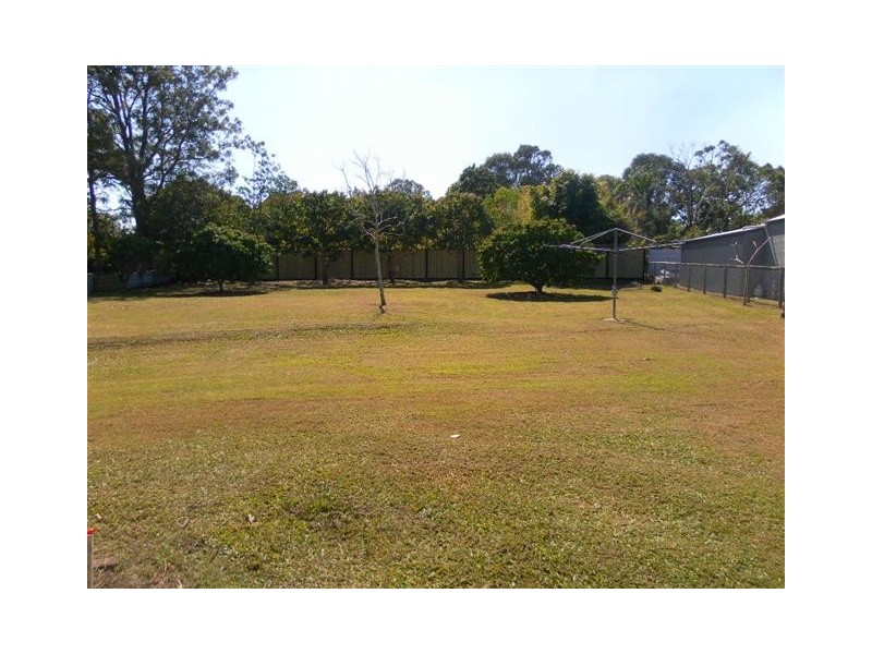 44 Garden Drive, Urangan QLD 4655