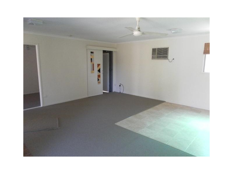 44 Garden Drive, Urangan QLD 4655