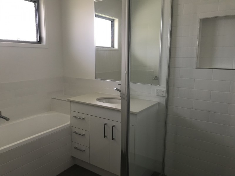 27 Polson Street, Point Vernon QLD 4655