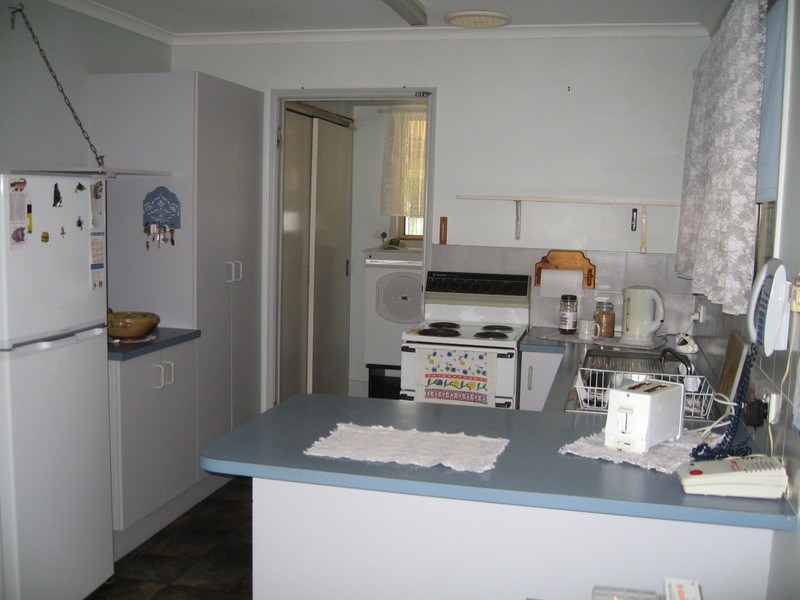 4 Hakea Crt, Kawungan QLD 4655