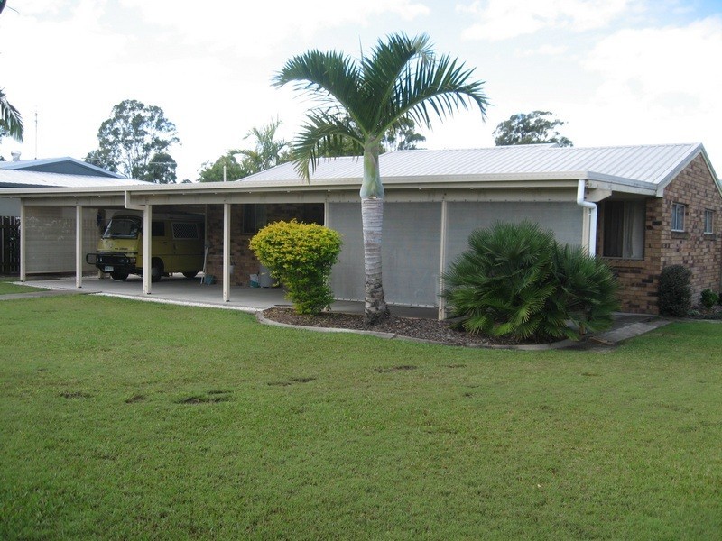 4 Hakea Crt, Kawungan QLD 4655