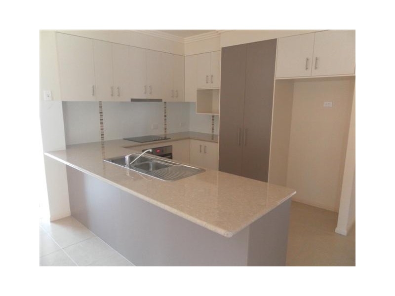 8 Morgan Circuit, Urraween QLD 4655