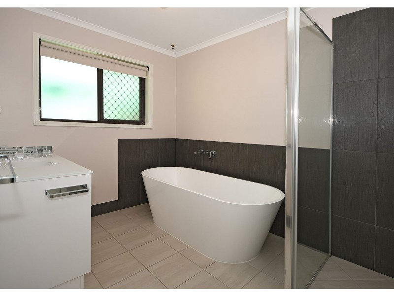78 Garden Drive, Urangan QLD 4655