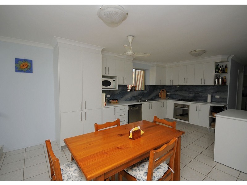 16 Fraser Drive, River Heads QLD 4655