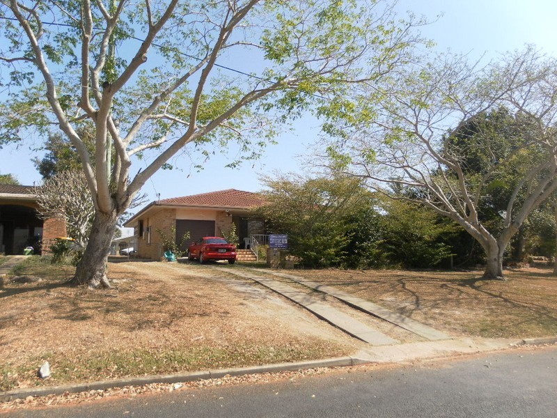 21 Barnstaple Street, Torquay QLD 4655