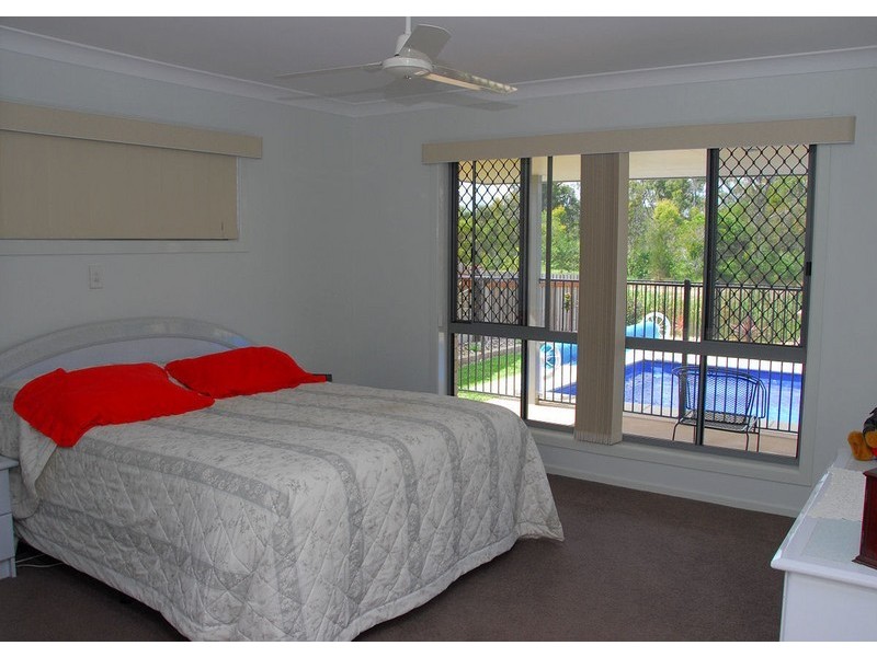 22 Spinnaker Drive, Point Vernon QLD 4655