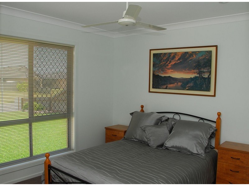 22 Spinnaker Drive, Point Vernon QLD 4655