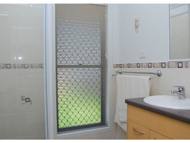 22 Spinnaker Drive, Point Vernon QLD 4655