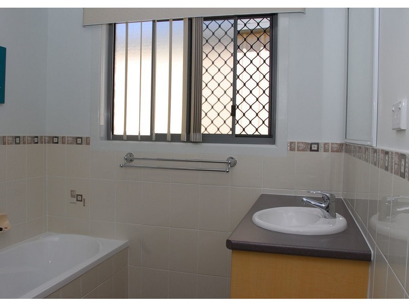 22 Spinnaker Drive, Point Vernon QLD 4655