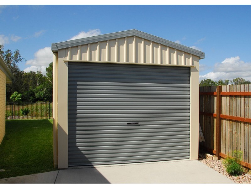 22 Spinnaker Drive, Point Vernon QLD 4655