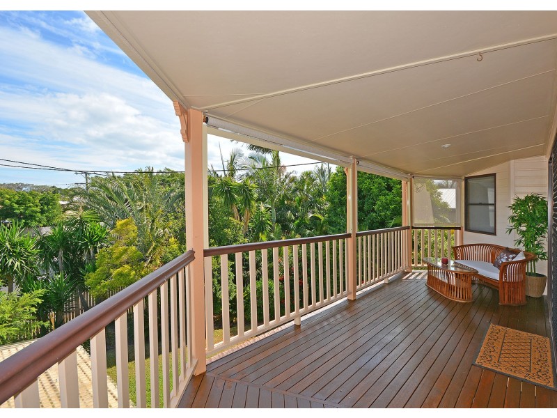 55 Kent Street, Urangan QLD 4655