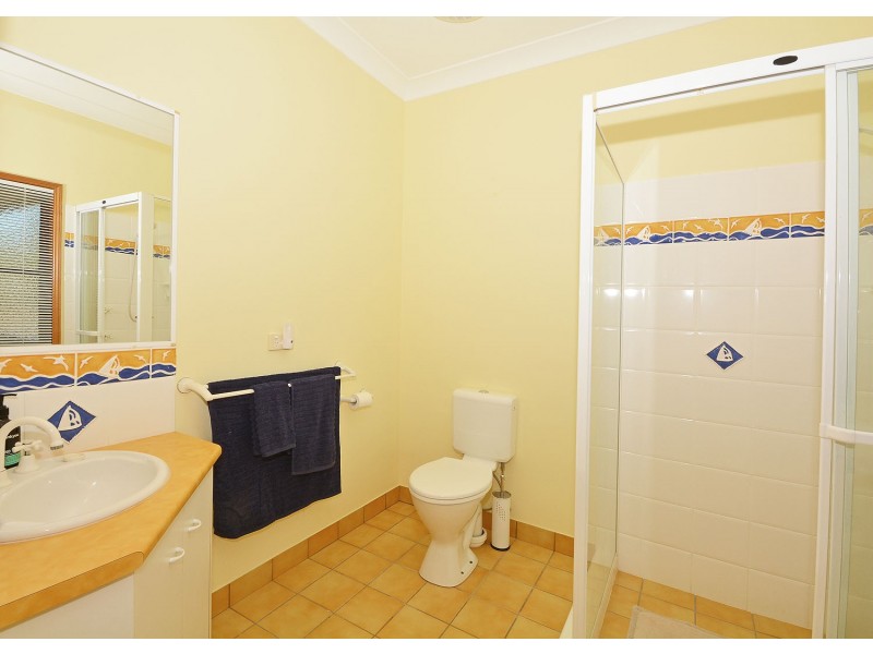 55 Kent Street, Urangan QLD 4655