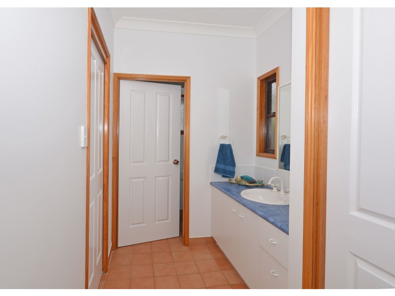 55 Kent Street, Urangan QLD 4655