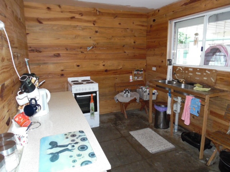 7 Elliot Crt, Eli Waters QLD 4655