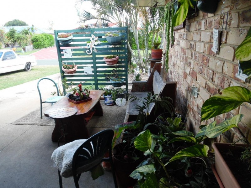 7 Elliot Crt, Eli Waters QLD 4655