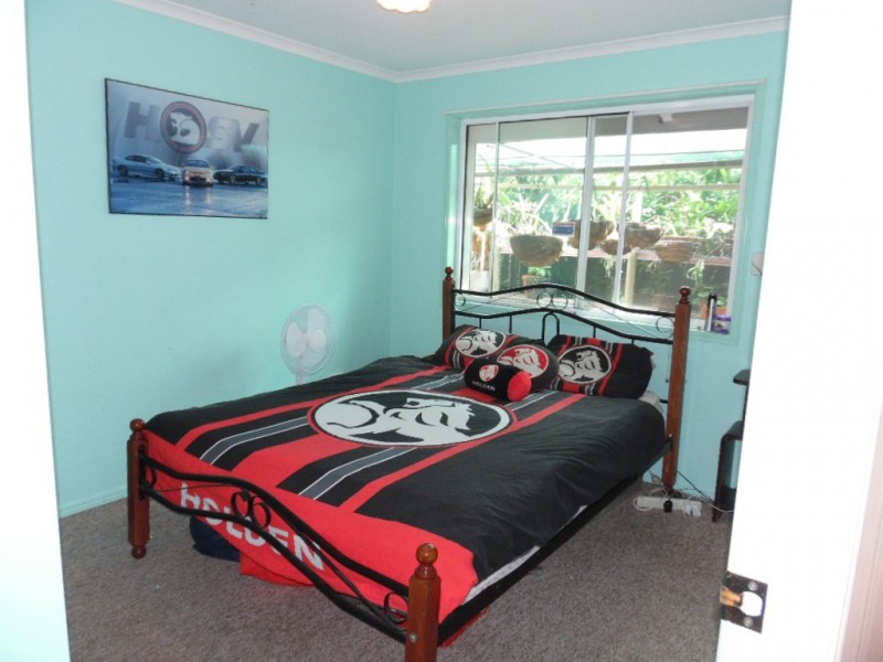 7 Elliot Crt, Eli Waters QLD 4655