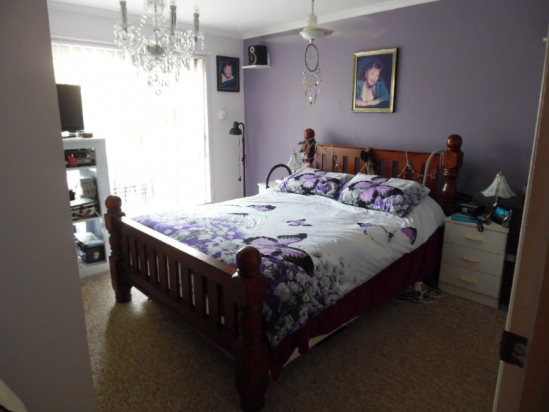 7 Elliot Crt, Eli Waters QLD 4655