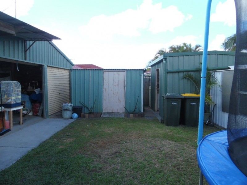 7 Elliot Crt, Eli Waters QLD 4655